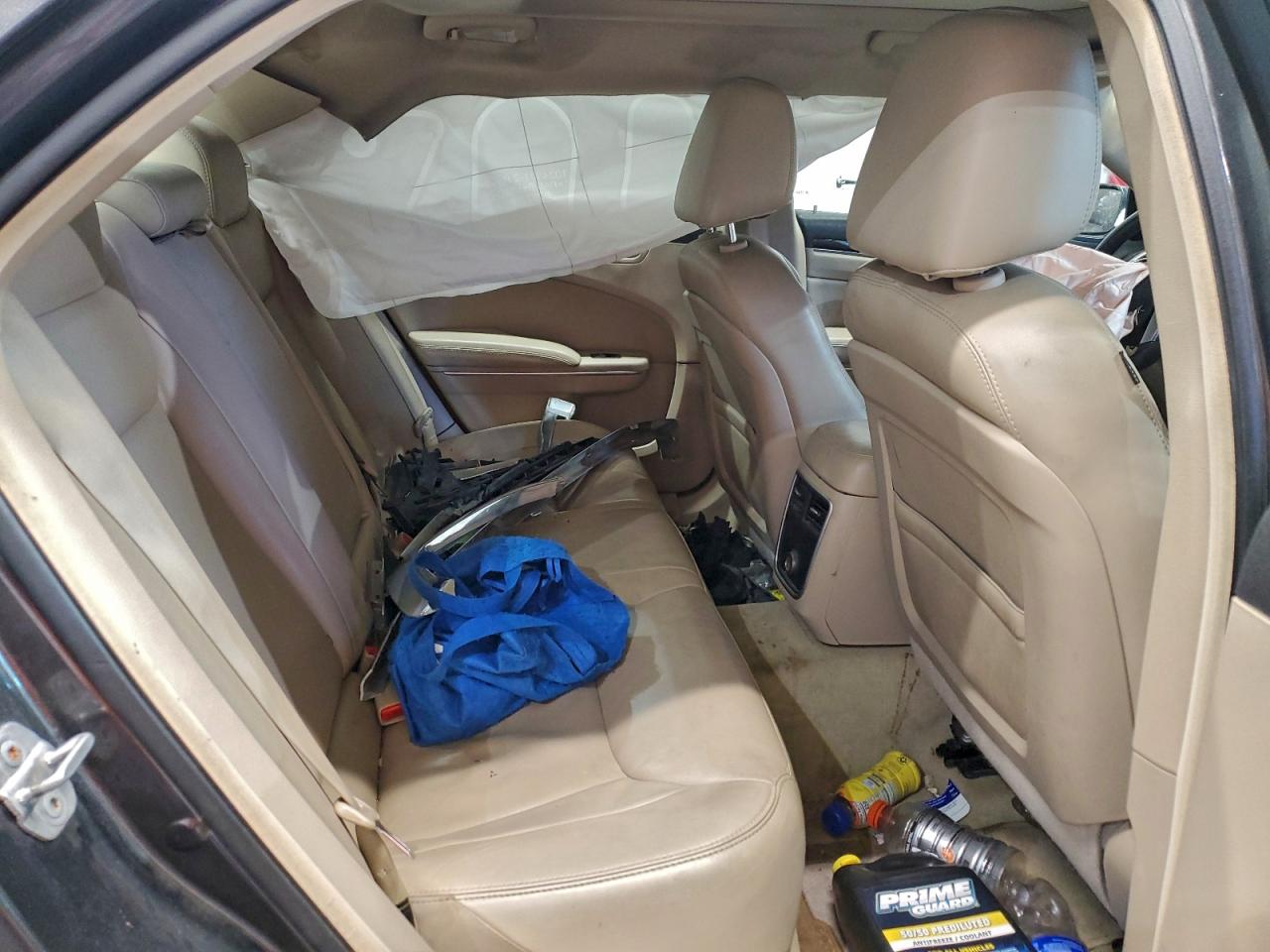 2014 Chrysler 300 VIN 2C3CCARGXEH120390 photo 10