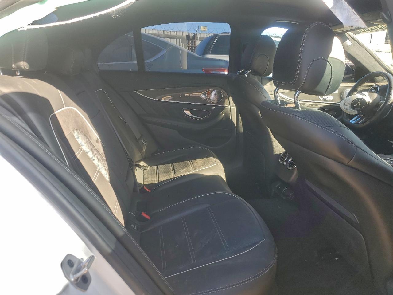 2021 Mercedes-Benz E-class VIN W1KZF8KB2MA887187 photo 10