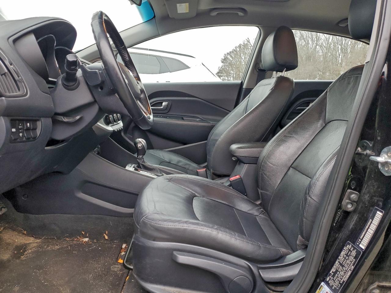 2017 Kia Rio VIN KNADN5A37H6036928 photo 7