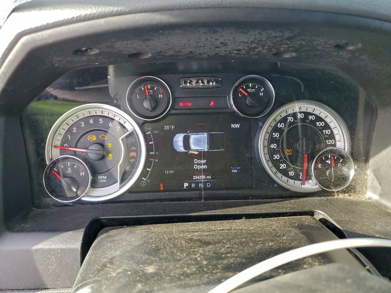 2018 Ram All models VIN 3C6LR5BTXJG251717 photo 9