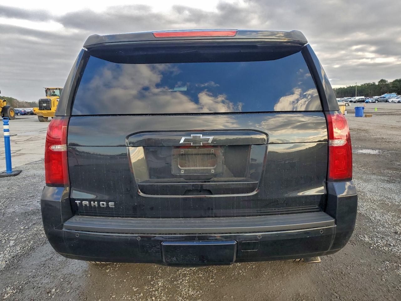 2018 CHEVROLET Tahoe VIN 1GNSKBKCXJR132936 photo 6