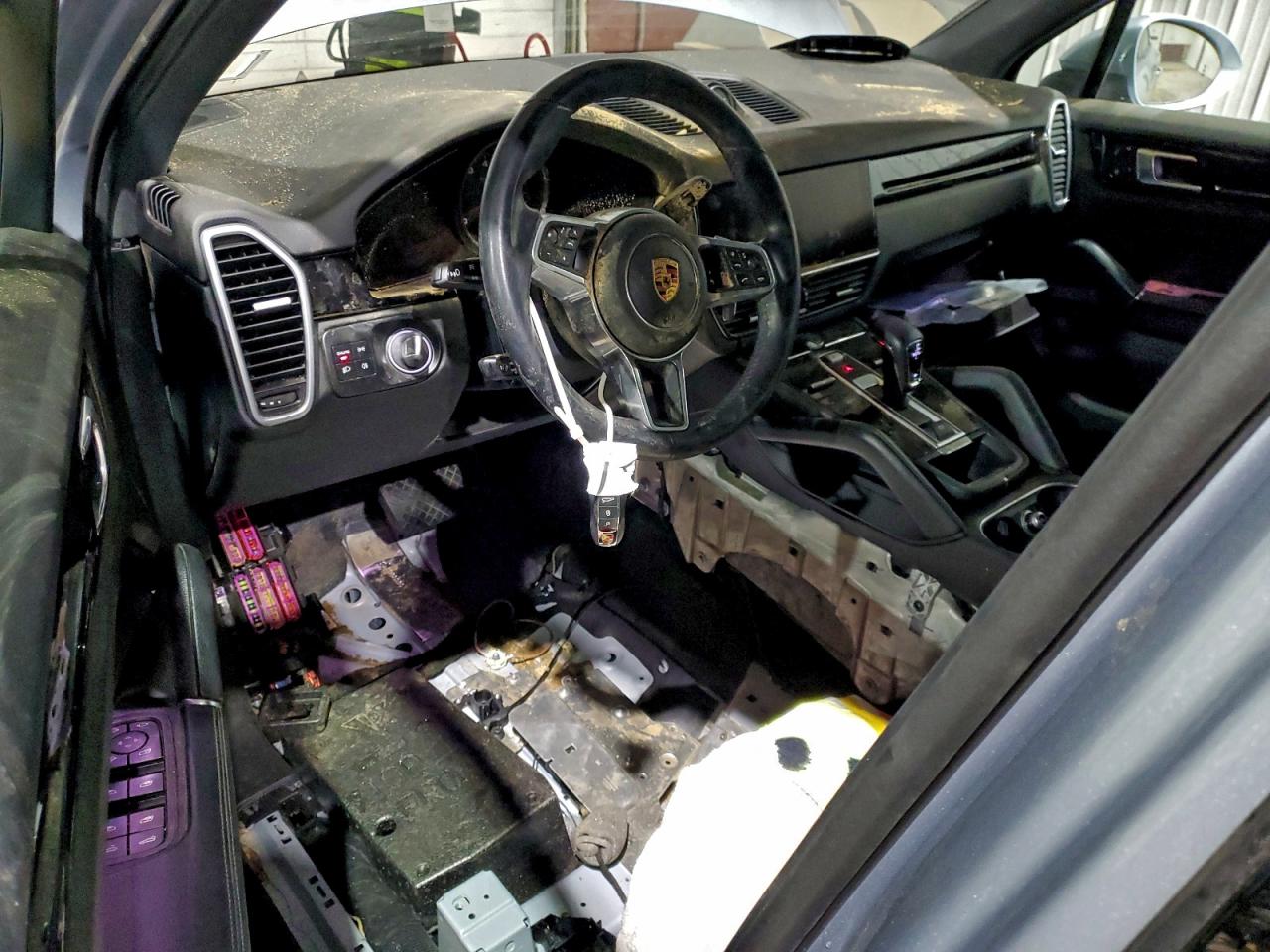 2023 PORSCHE Cayenne VIN WP1AA2AY2PDA05400 photo 8