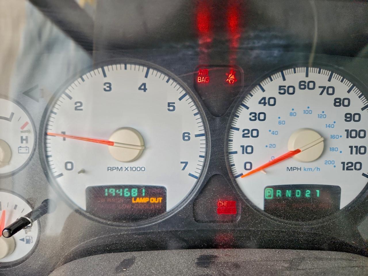 2002 Dodge Ram 1500 VIN 1D7HA16K82J262267 photo 9