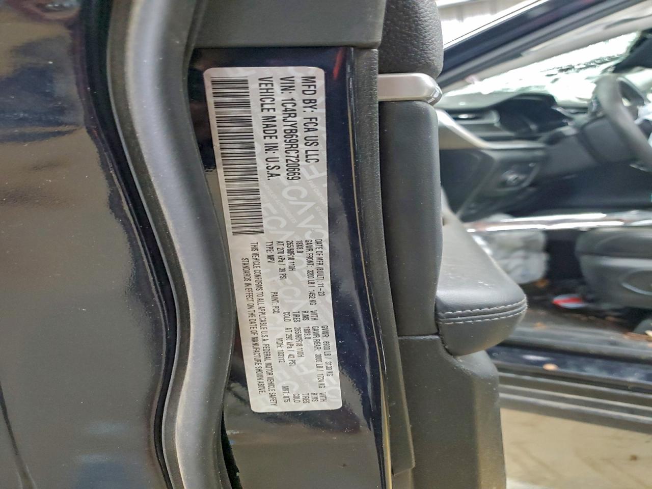 2024 Jeep Grand cher VIN 1C4RJYB69RC720669 photo 12