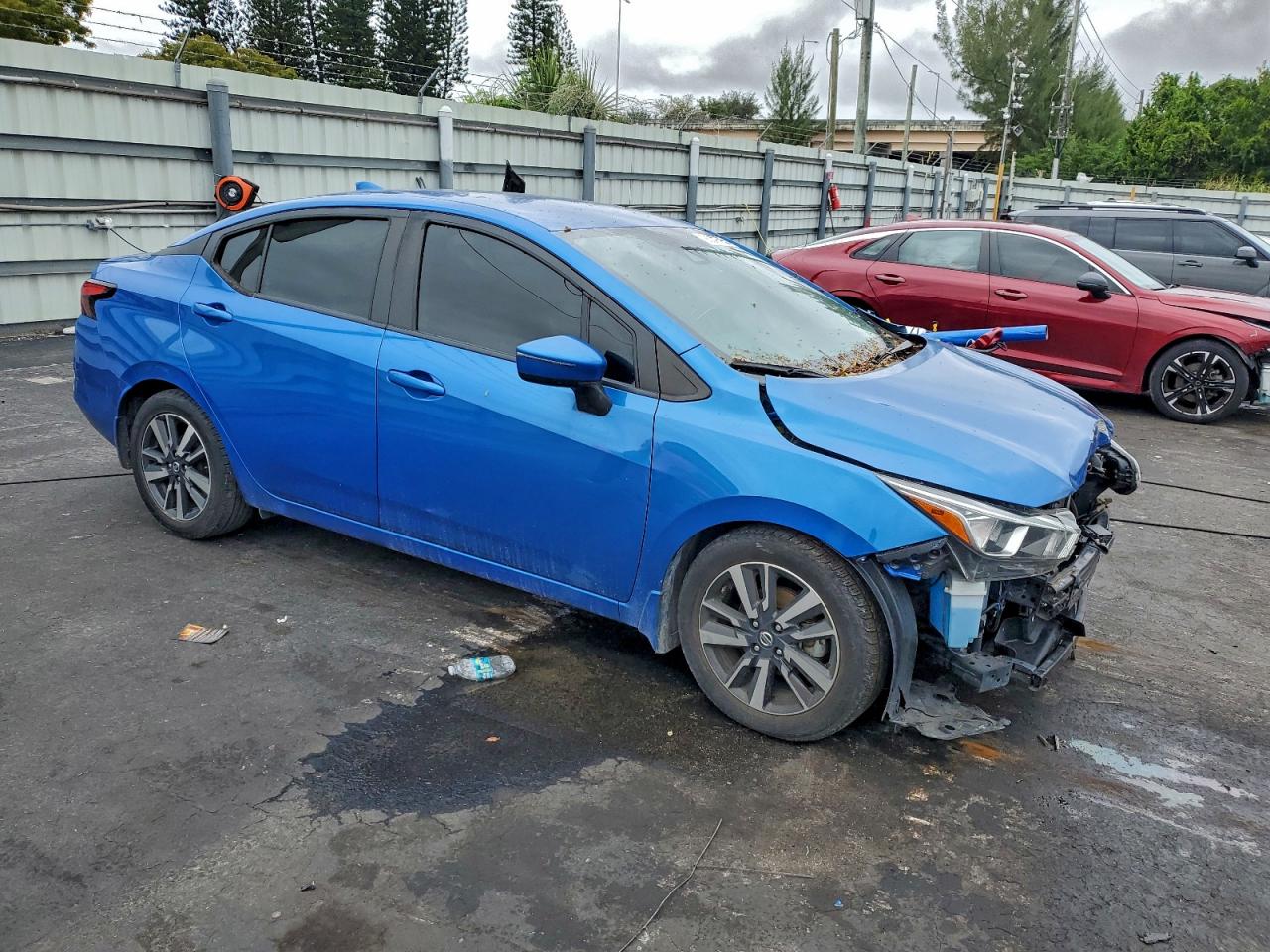 2020 Nissan Versa VIN 3N1CN8EV8LL894423 photo 4