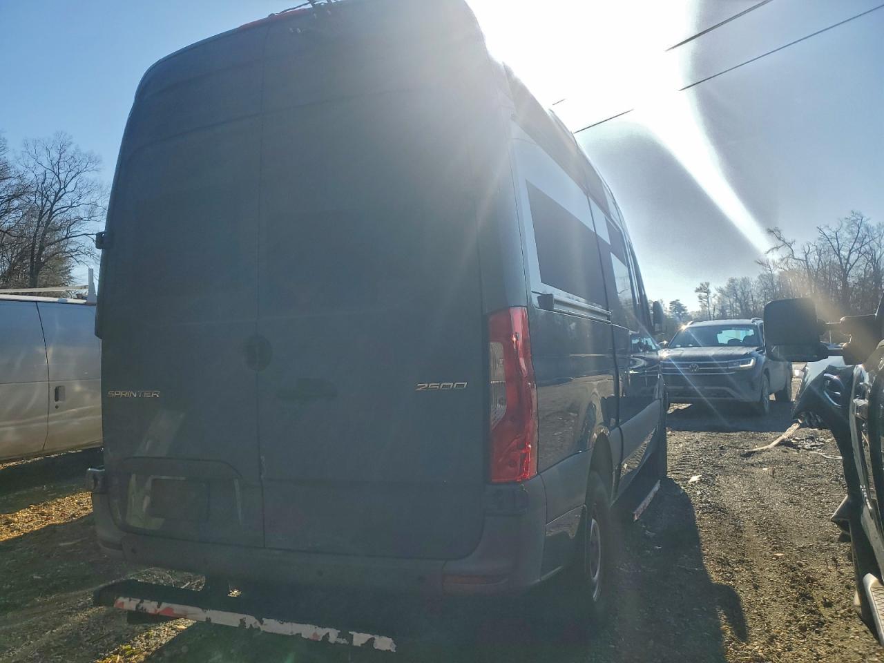 2019 Mercedes-Benz Sprinter VIN WD4PF0CD0KP082503 photo 3