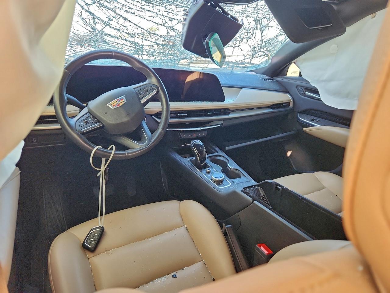 2024 Cadillac Xt4 VIN 1GYAZAR48RF120896 photo 8