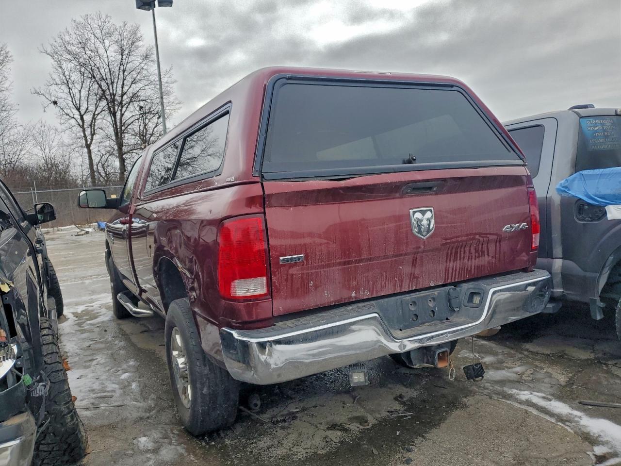 2018 Ram All models VIN 3C6LR5BTXJG251717 photo 2