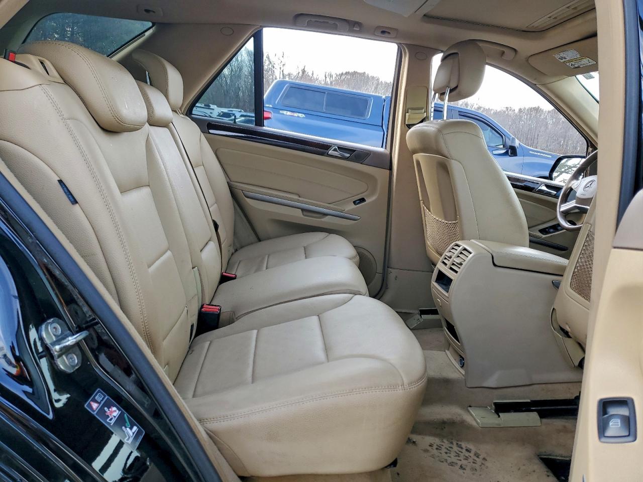 2010 Mercedes-Benz M-class VIN 4JGBB8GBXAA595844 photo 11