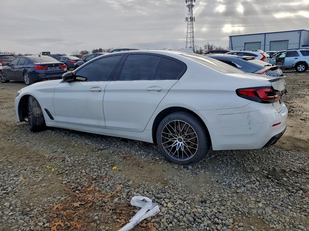 2021 BMW 5 series VIN WBA13BJ08MCF71147 photo 2