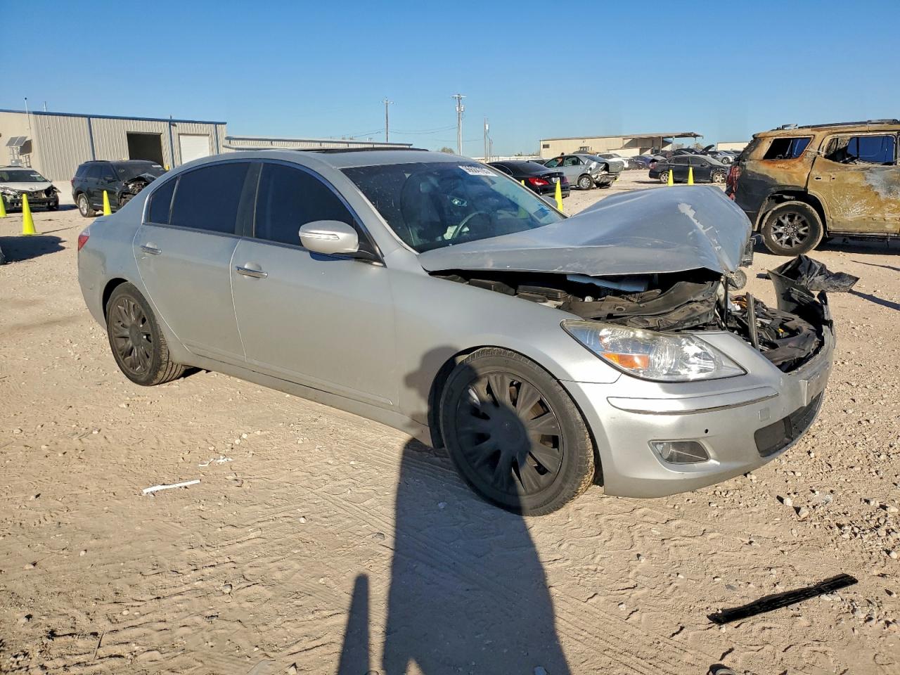2011 Hyundai Genesis VIN KMHGC4DE4BU140689 photo 4