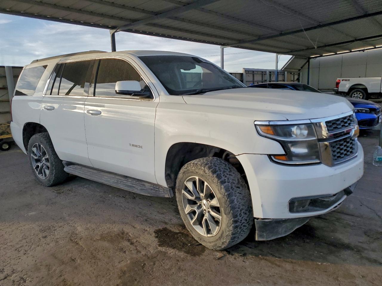 2020 Chevrolet Tahoe VIN 1GNSCBKC0LR182146 photo 4