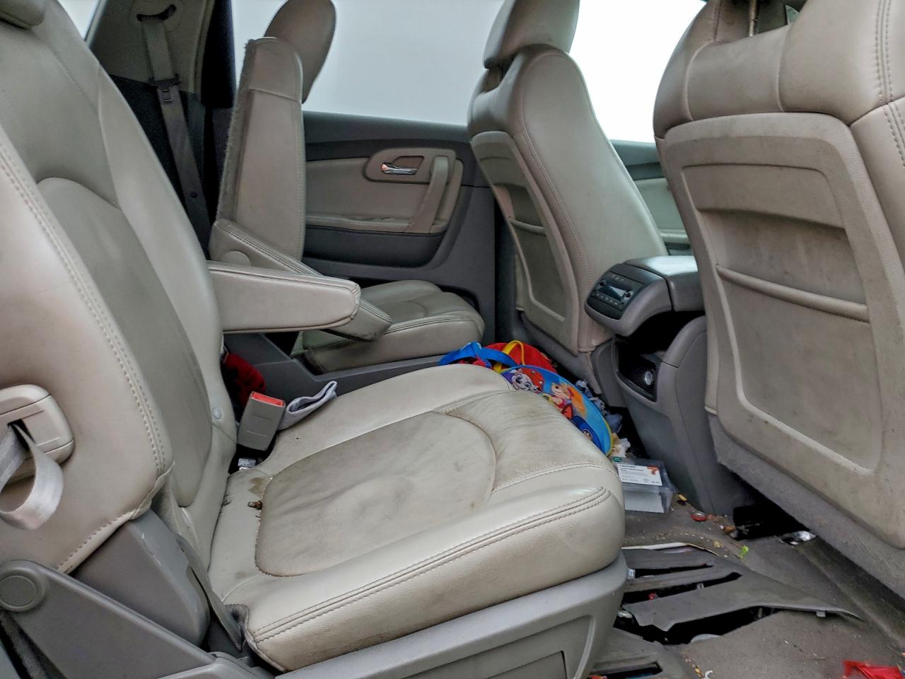 2009 Chevrolet Traverse VIN 1GNEV23D59S174138 photo 11