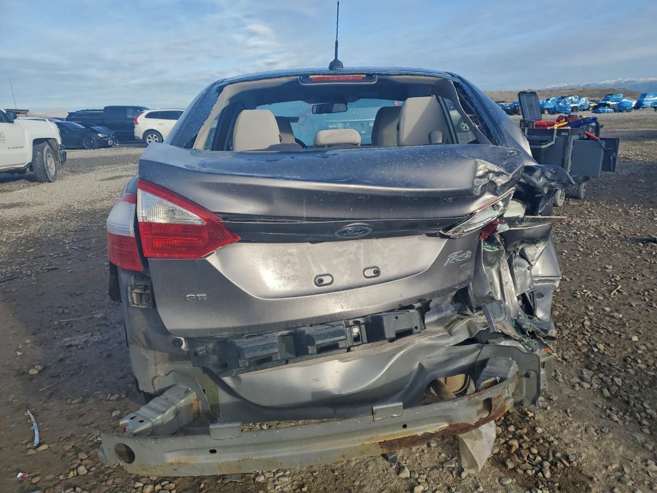 2014 Ford Fiesta VIN 3FADP4BJ6EM176717 photo 6