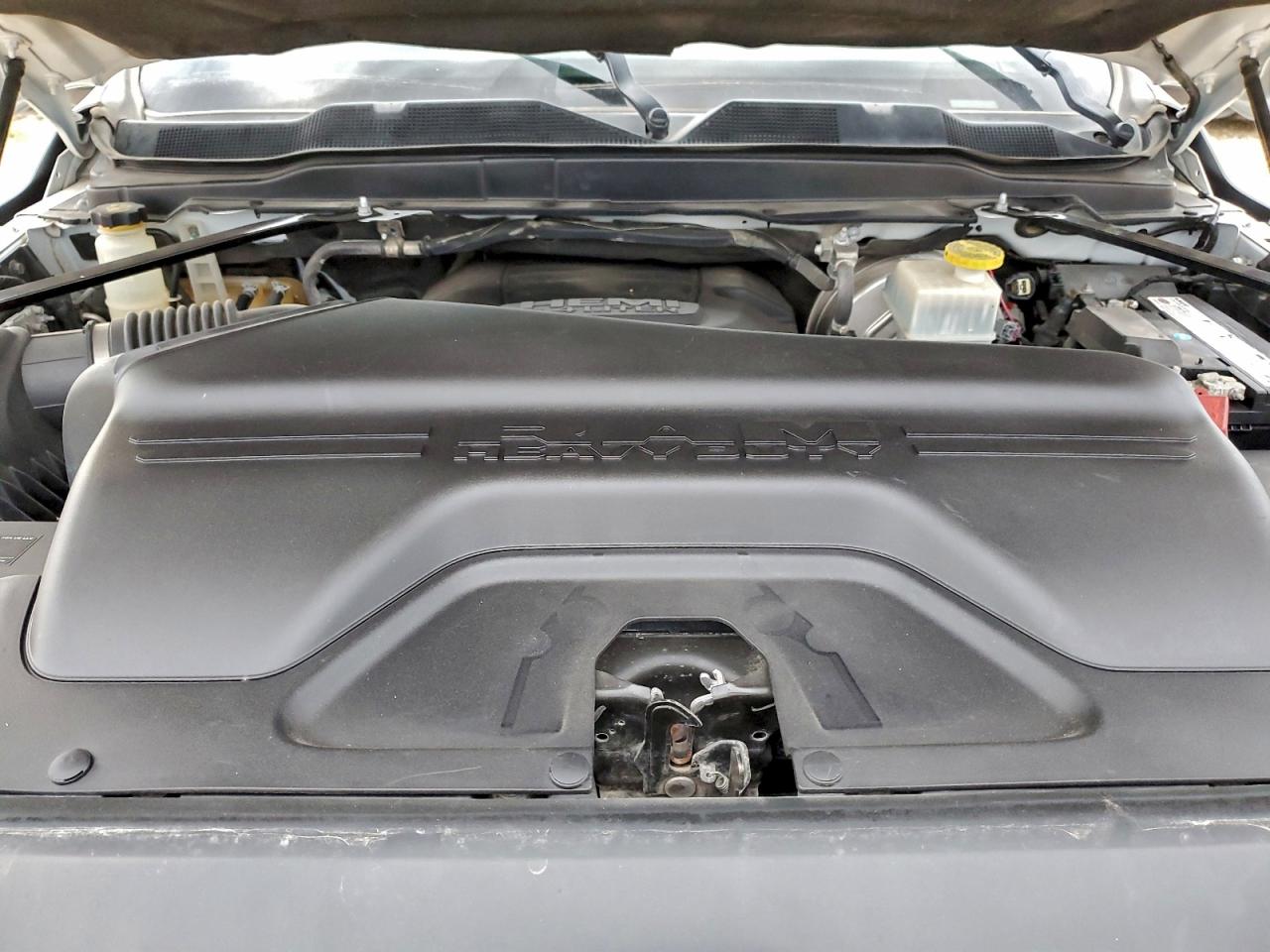 2020 Ram 2500 VIN 3C6UR5HJ0LG111432 photo 11