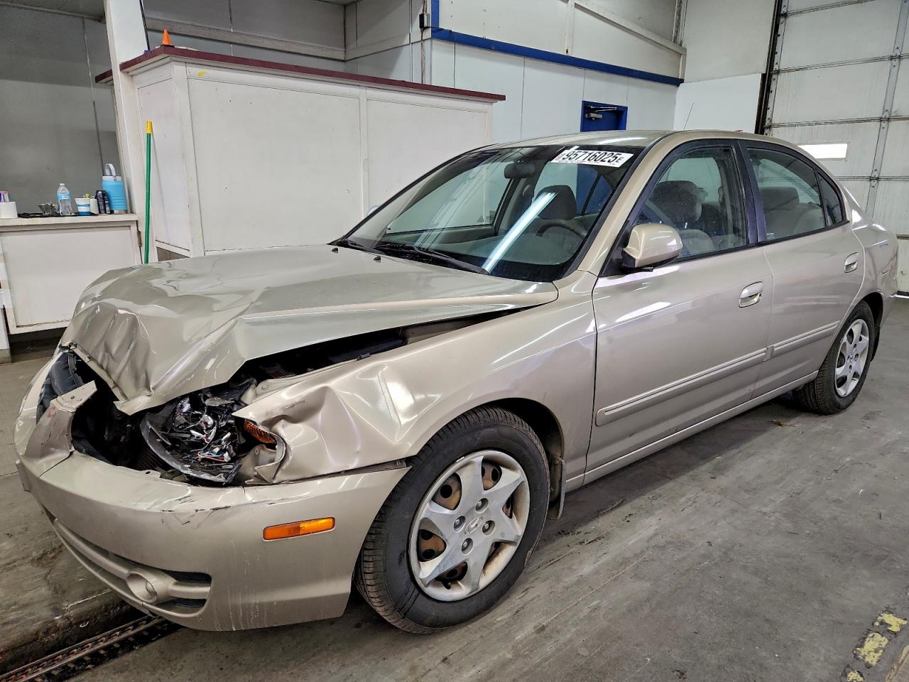 2005 Hyundai Elantra VIN KMHDN46D95U196231 photo 1