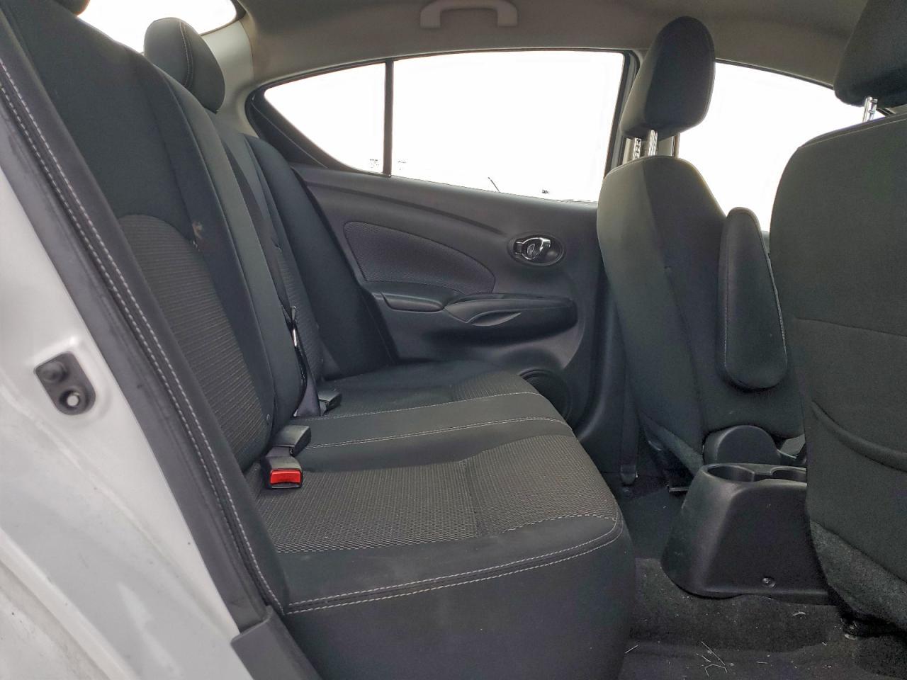 2017 NISS Versa VIN 3N1CN7AP2HL830984 photo 10