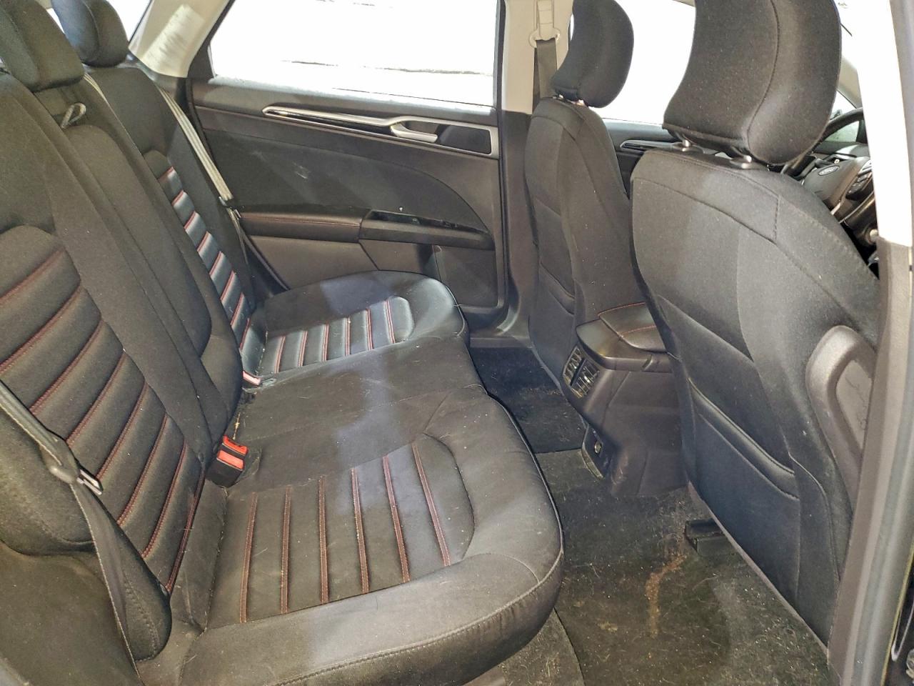 2016 Ford All models VIN 3FA6P0HD4GR318913 photo 10