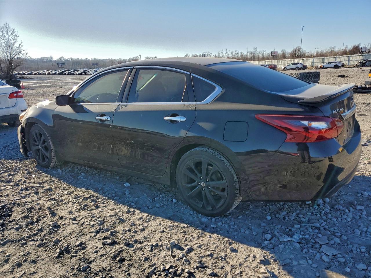 2017 Niss Altima VIN 1N4AL3AP1HC213404 photo 2