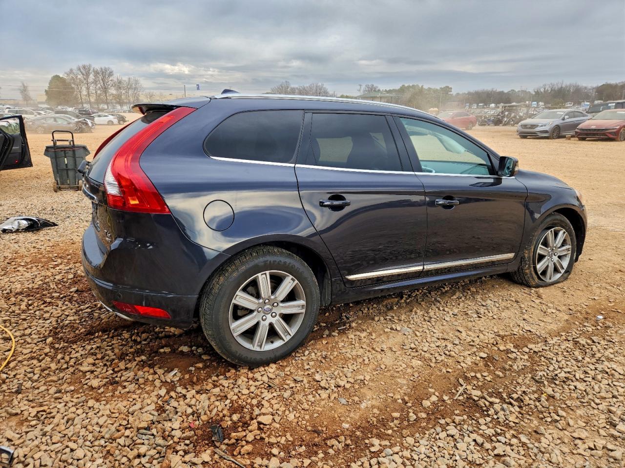 2016 Volvo Xc60 VIN YV449MRK3G2892405 photo 3