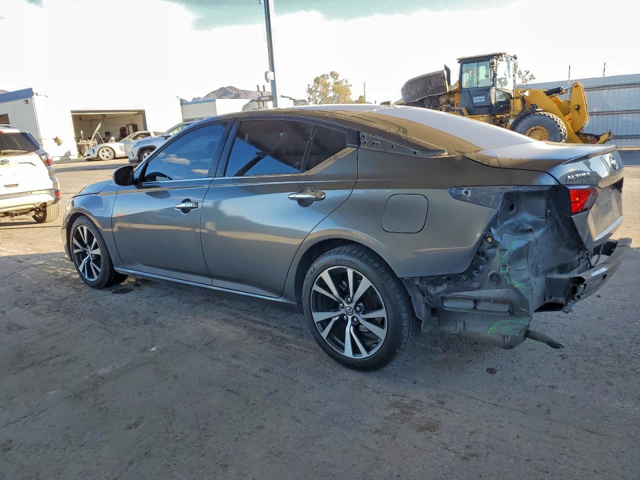 2019 Niss Altima VIN 1N4BL4BV4KN315816 photo 2
