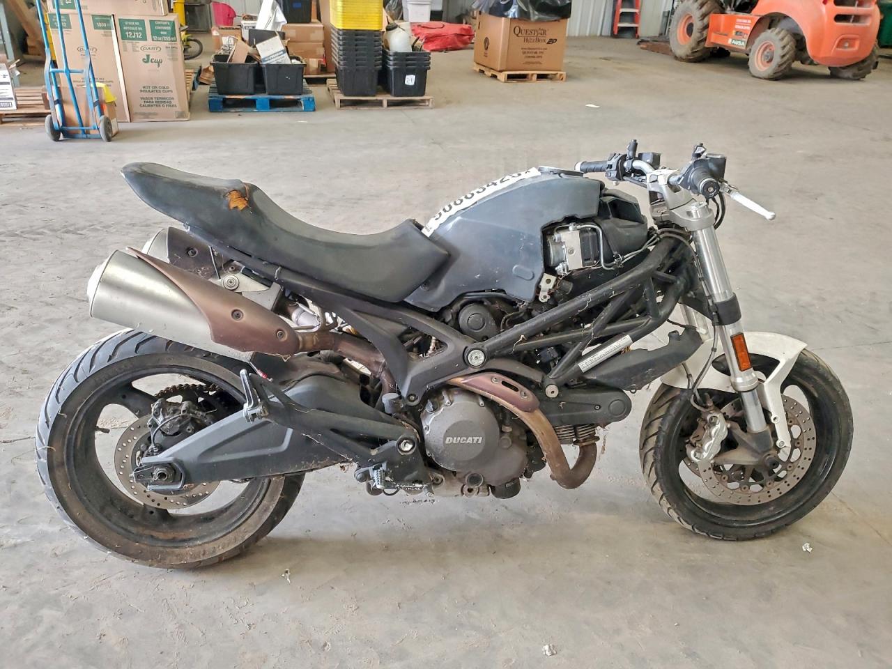 2012 Ducati Monster VIN ZDM1RADN9CB051533 photo 1