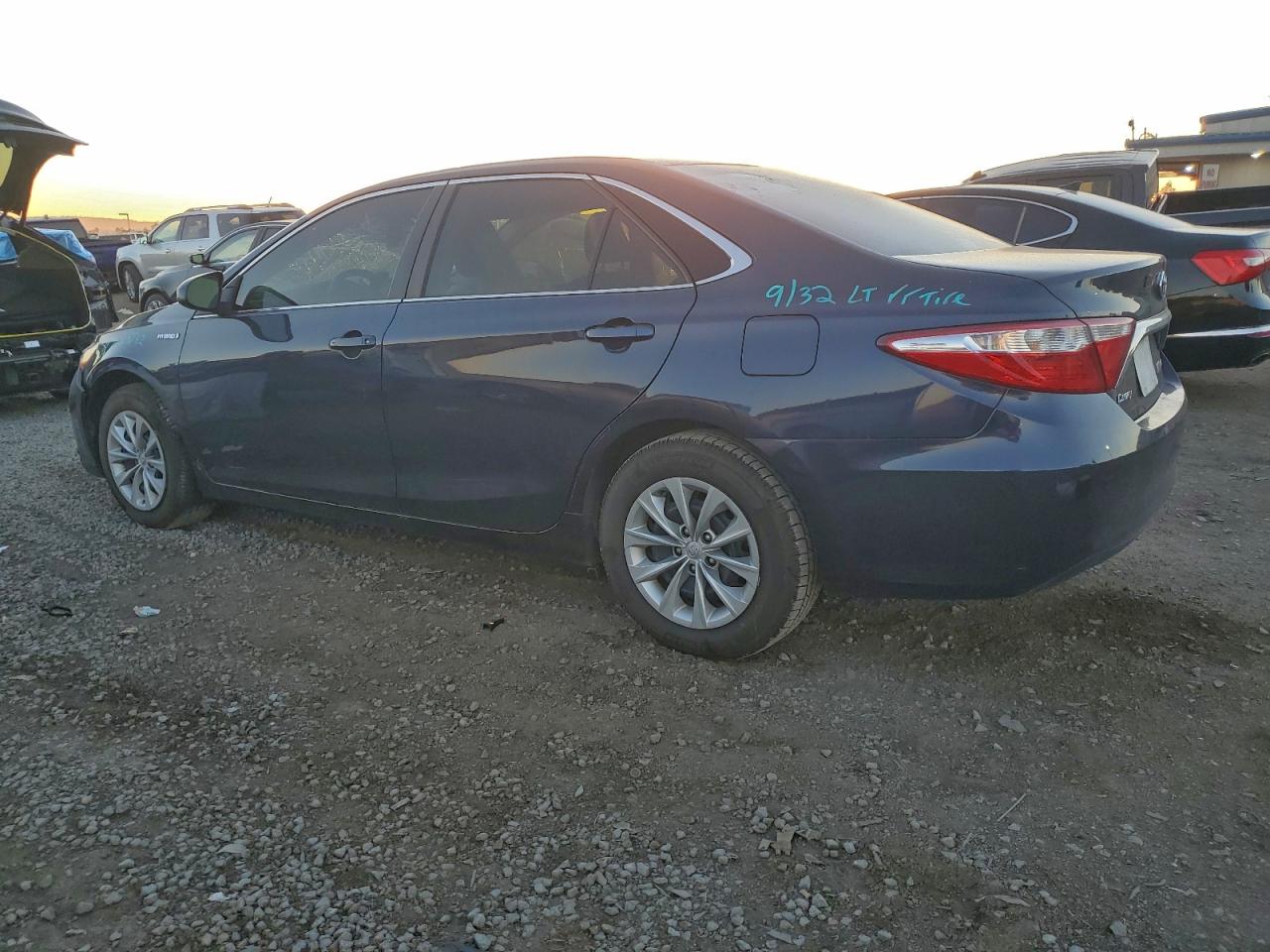 2016 Toyota Camry sola VIN 4T1BD1FK8GU184064 photo 2