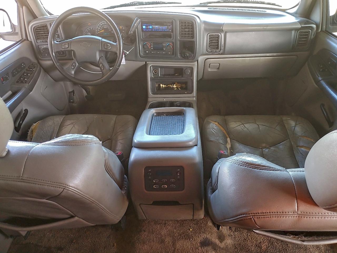 2003 CHEV Suburban VIN 3GNFK16T73G176904 photo 8