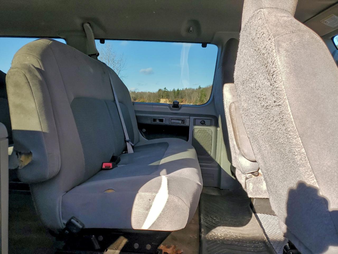 2014 Ford All models VIN 1FBNE3BL4EDA67477 photo 11