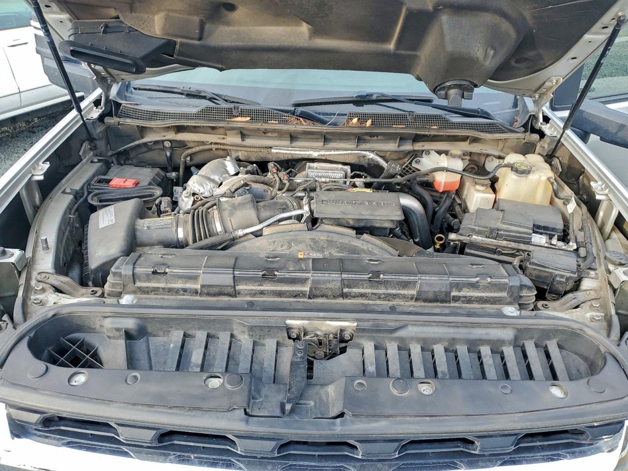 2022 Chevrolet All models VIN 1GC4YNEY8NF105427 photo 12