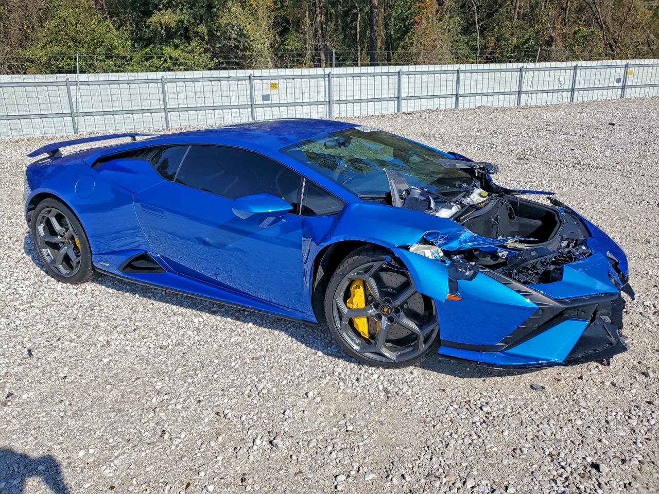 2023 Lamborghini All other VIN ZHWUB6ZF4PLA23953 photo 4