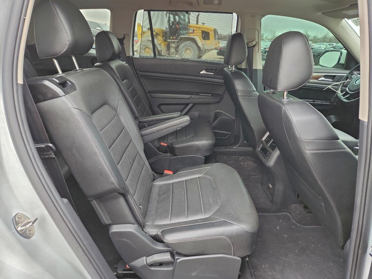 2020 Volkswagen Atlas VIN 1V2TR2CA6LC503875 photo 11