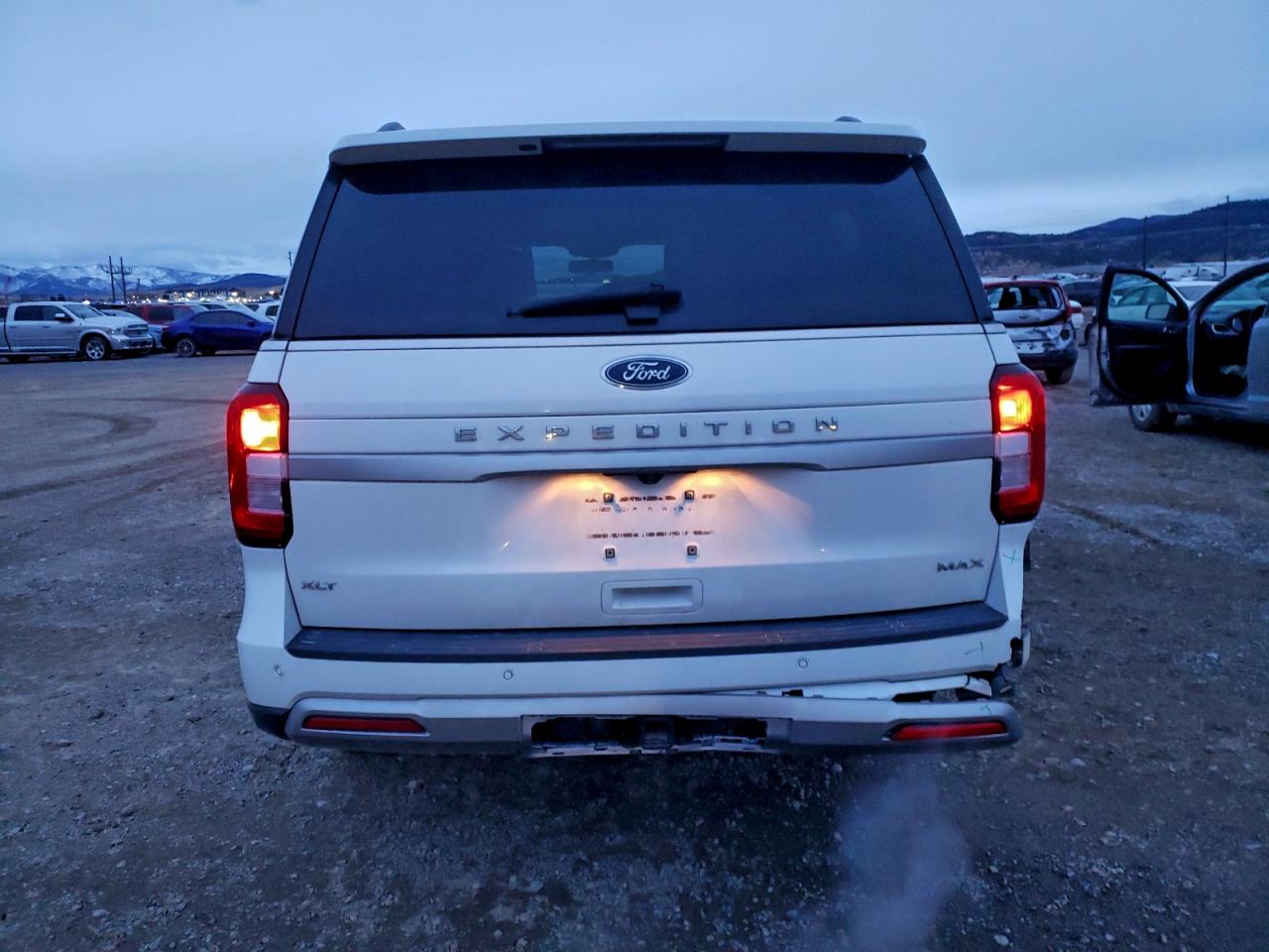 2023 Ford Expedition VIN 1FMJK1J83PEA05937 photo 6