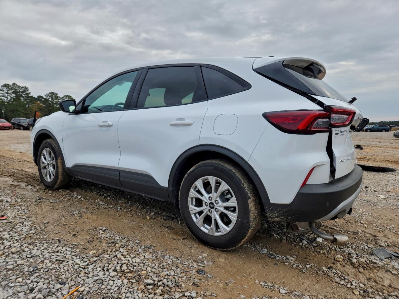 2025 Ford Escape act VIN 1FMCU0GNXSUA70311 photo 2