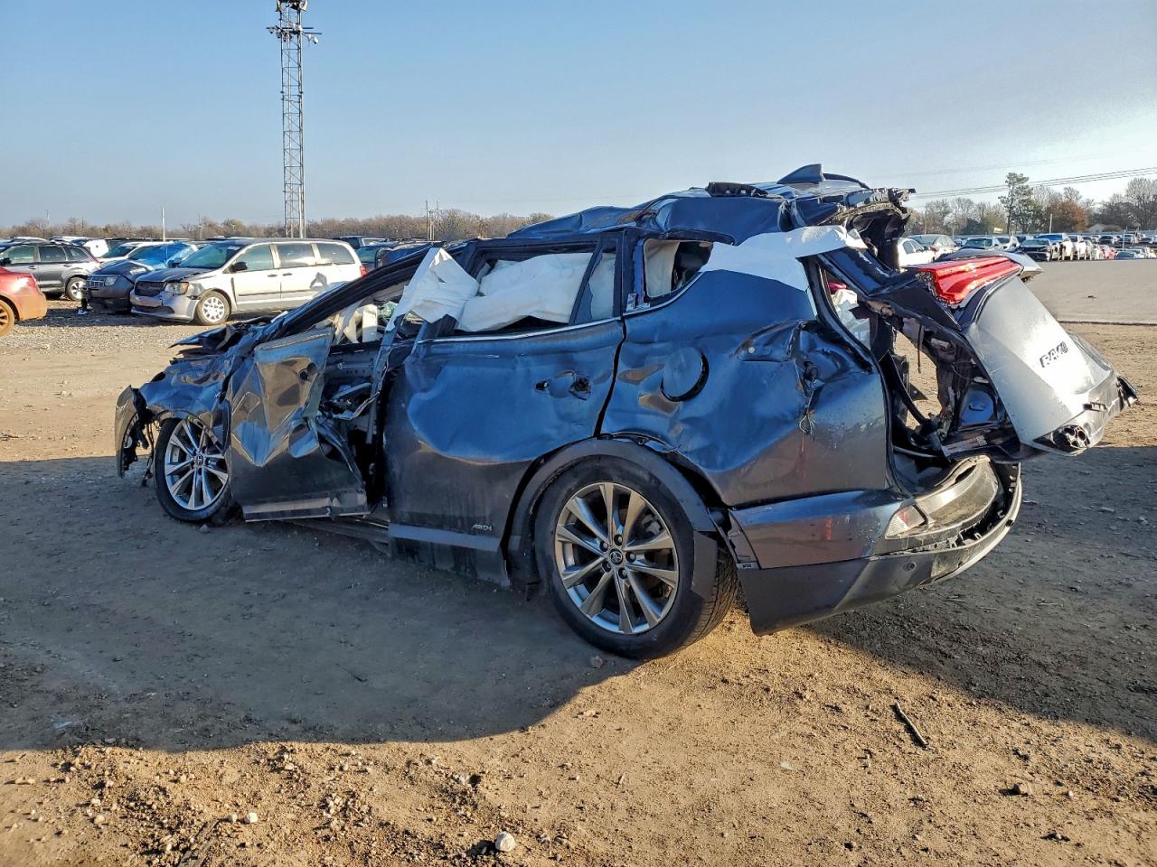 2018 Toyota Rav4 VIN JTMDJREV4JD155491 photo 2