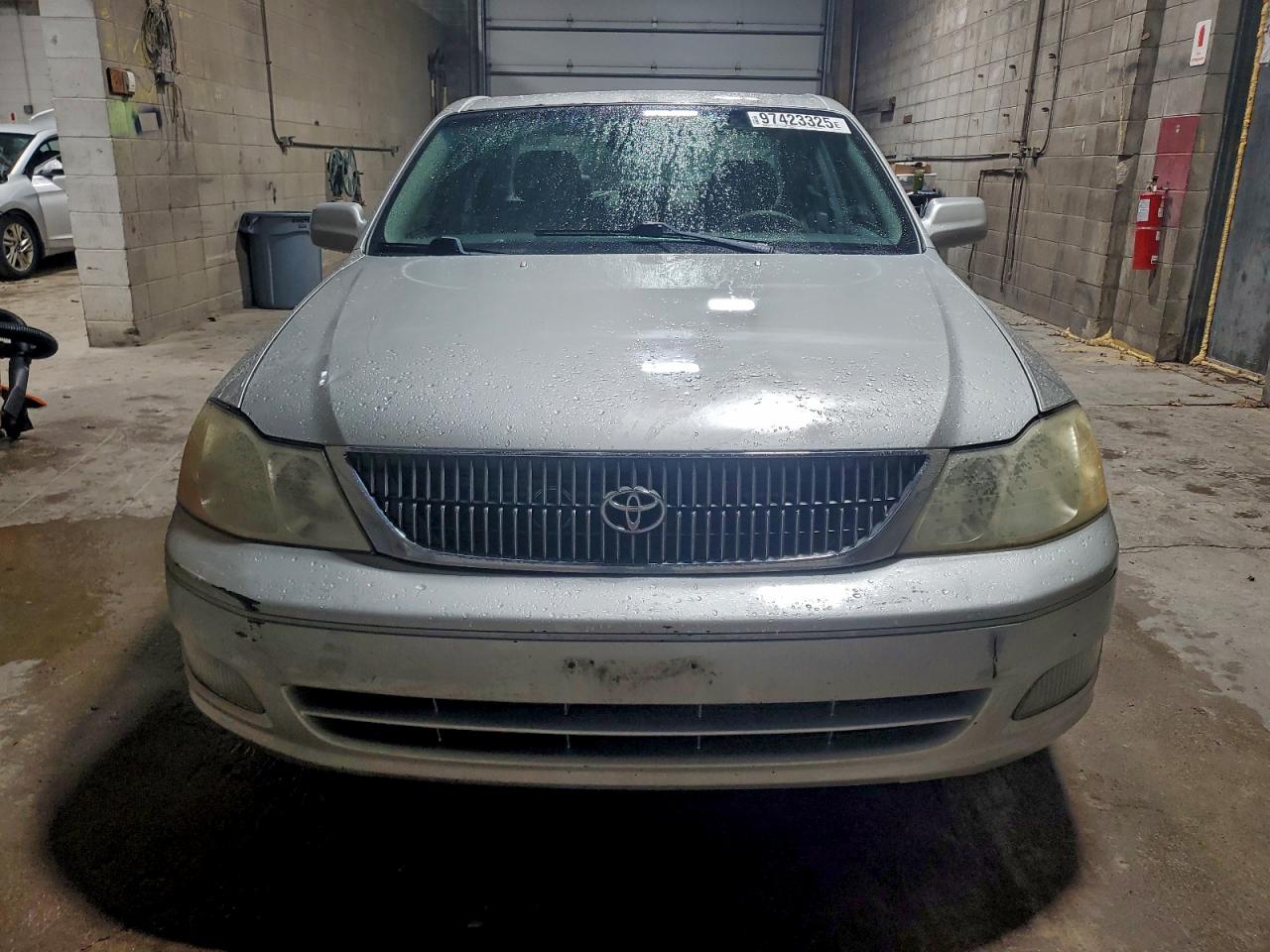 2001 Toyota Avalon VIN 4T1BF28B41U167296 photo 5