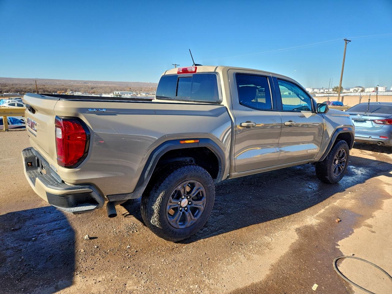 2024 GMC Canyon VIN 1GTP6BEK8R1168463 photo 3