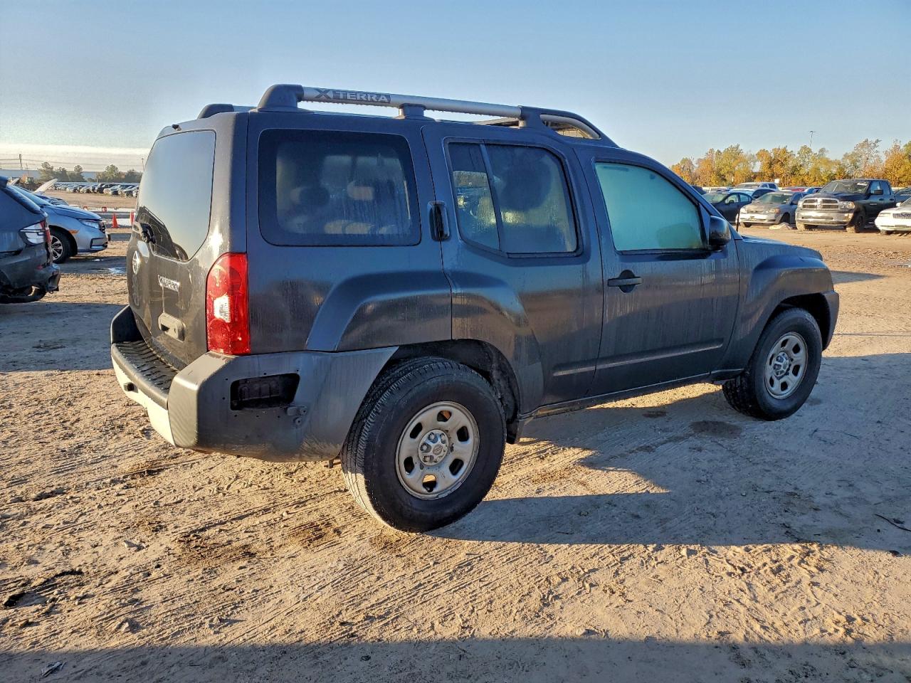 2011 Nissan Xterra VIN 5N1AN0NU0BC511383 photo 3