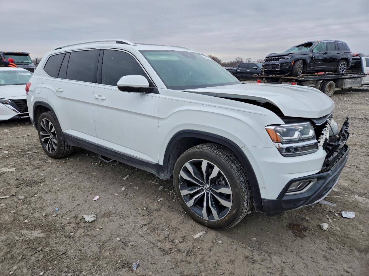 2020 Volkswagen Atlas VIN 1V2TR2CA6LC503875 photo 4
