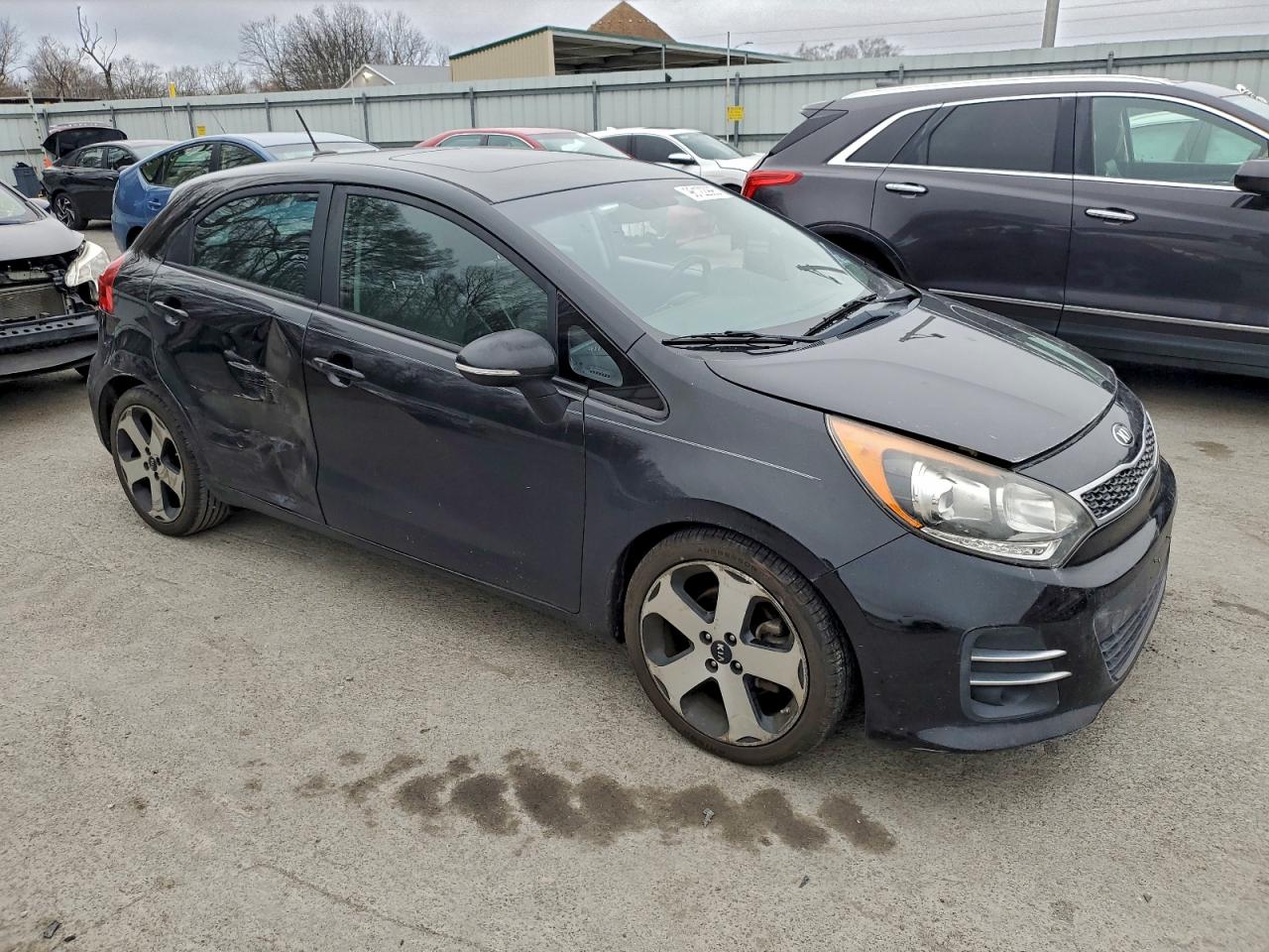 2017 Kia Rio VIN KNADN5A37H6036928 photo 4