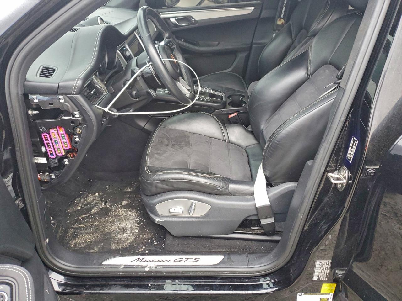 2017 Porsche Macan VIN WP1AG2A56HLB50578 photo 7