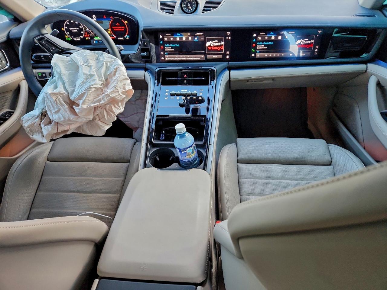 2025 Porsche Panamera VIN WP0AC2YA2SL060562 photo 8