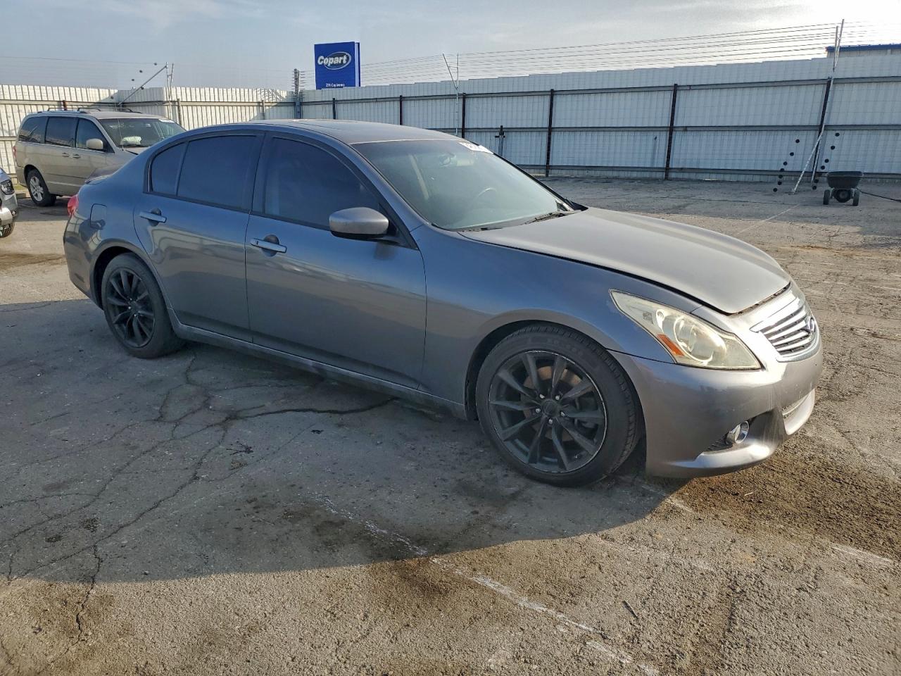 2013 Infiniti G37 VIN JN1CV6AP2DM711228 photo 4