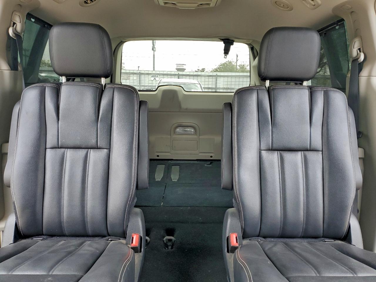 2015 Chrysler Minivan VIN 2C4RC1BG0FR578211 photo 10