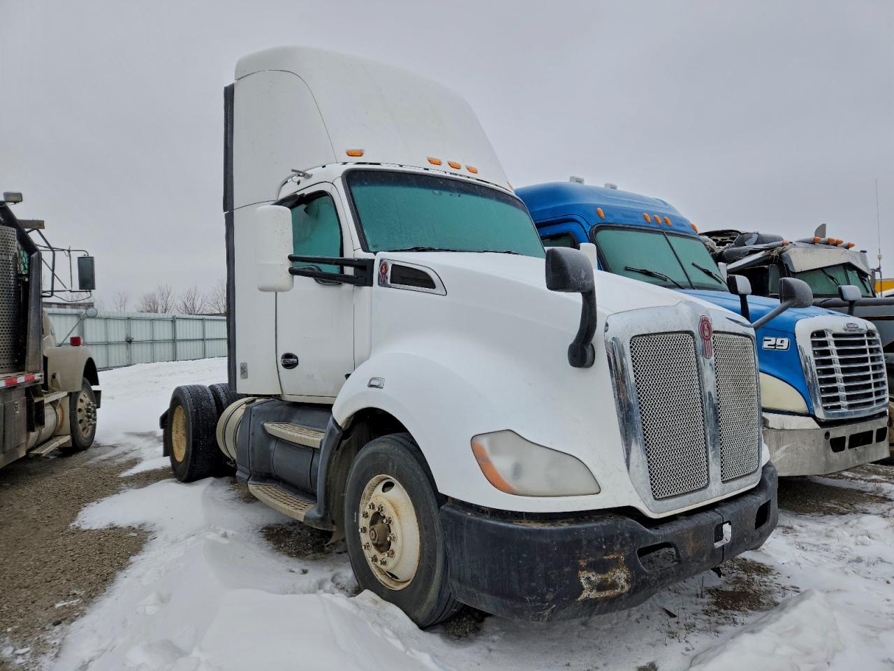 2016 KENWORTH All models VIN 1XKYA48X8GJ496344 photo 1