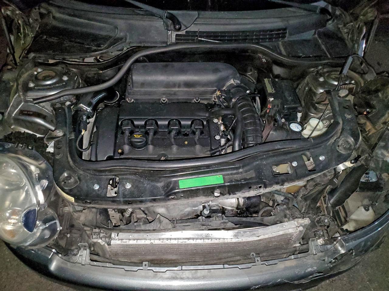 2009 MINI Cooper VIN WMWMM33549TP90331 photo 11