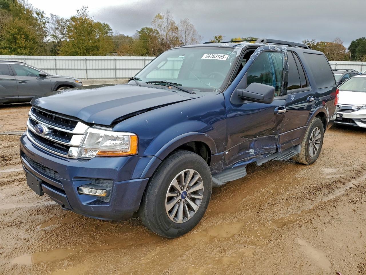 2017 Ford Expedition VIN 1FMJU1JT0HEA33288 photo 1