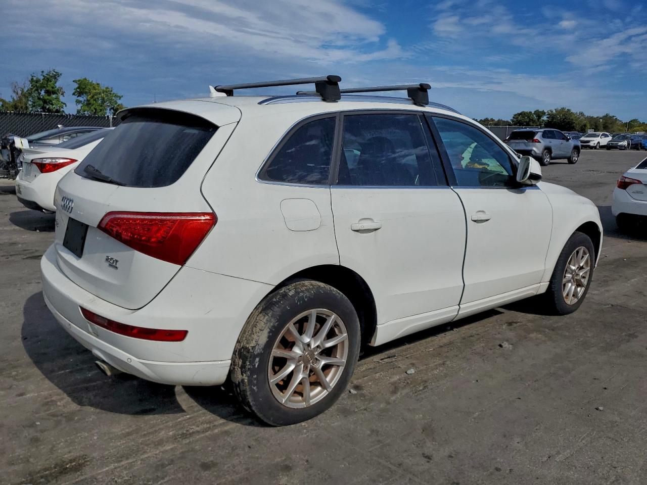 2012 Audi Q5 VIN WA1LFAFP3CA054746 photo 3